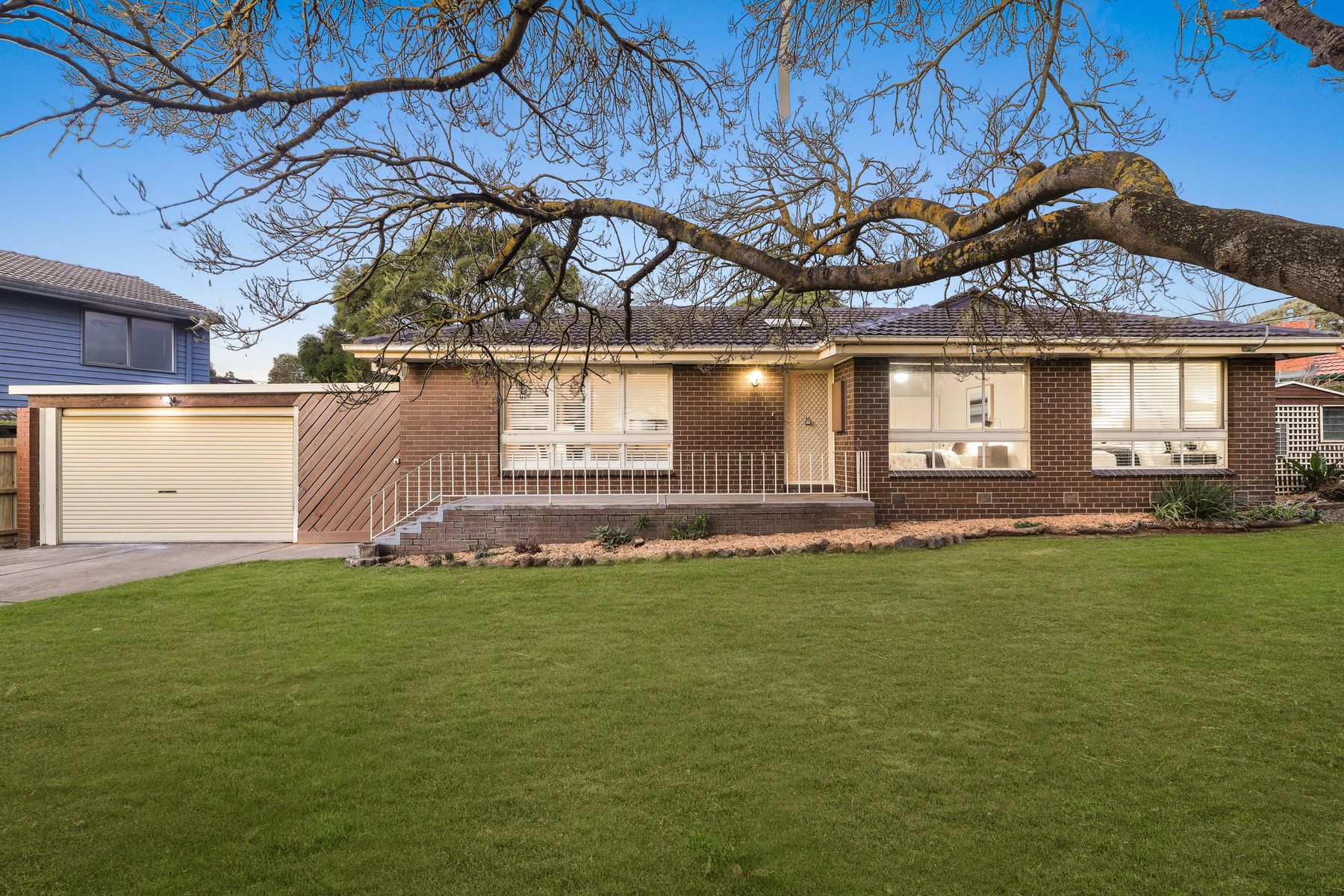 11 Dinsdale Road, Boronia, VIC 3155, Boronia - Thumbnail 2
