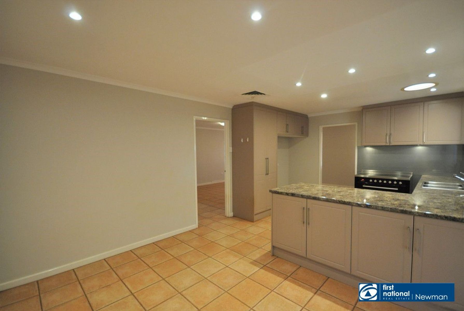 32 Giles Avenue, Newman WA 6753, Newman - Thumbnail 5