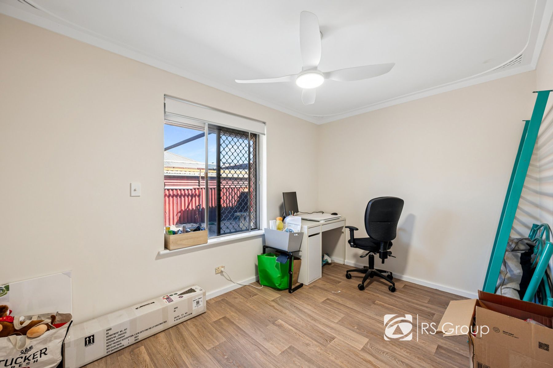26 Harewood Street, Forrestfield WA 6058, Forrestfield - Thumbnail 2