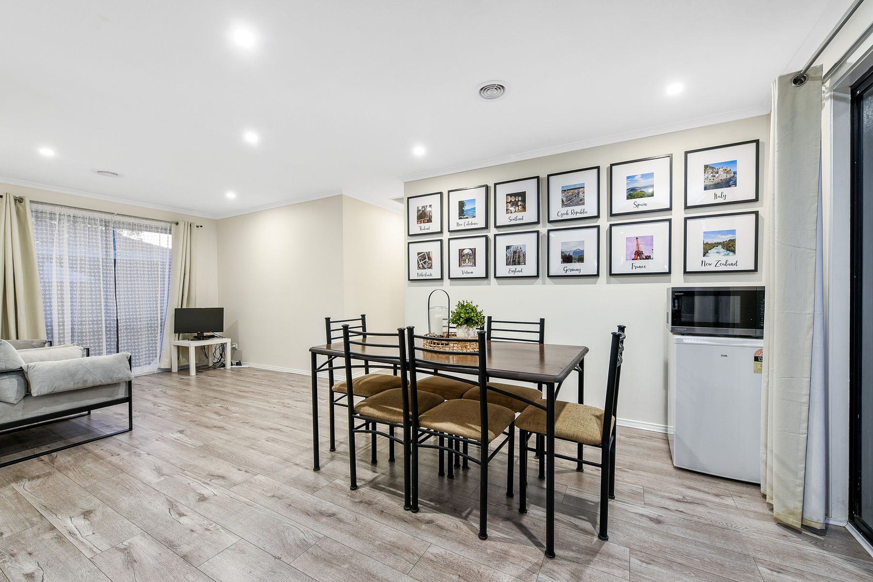37 Annaliese Street, CHISHOLM, Chisholm - Thumbnail 5