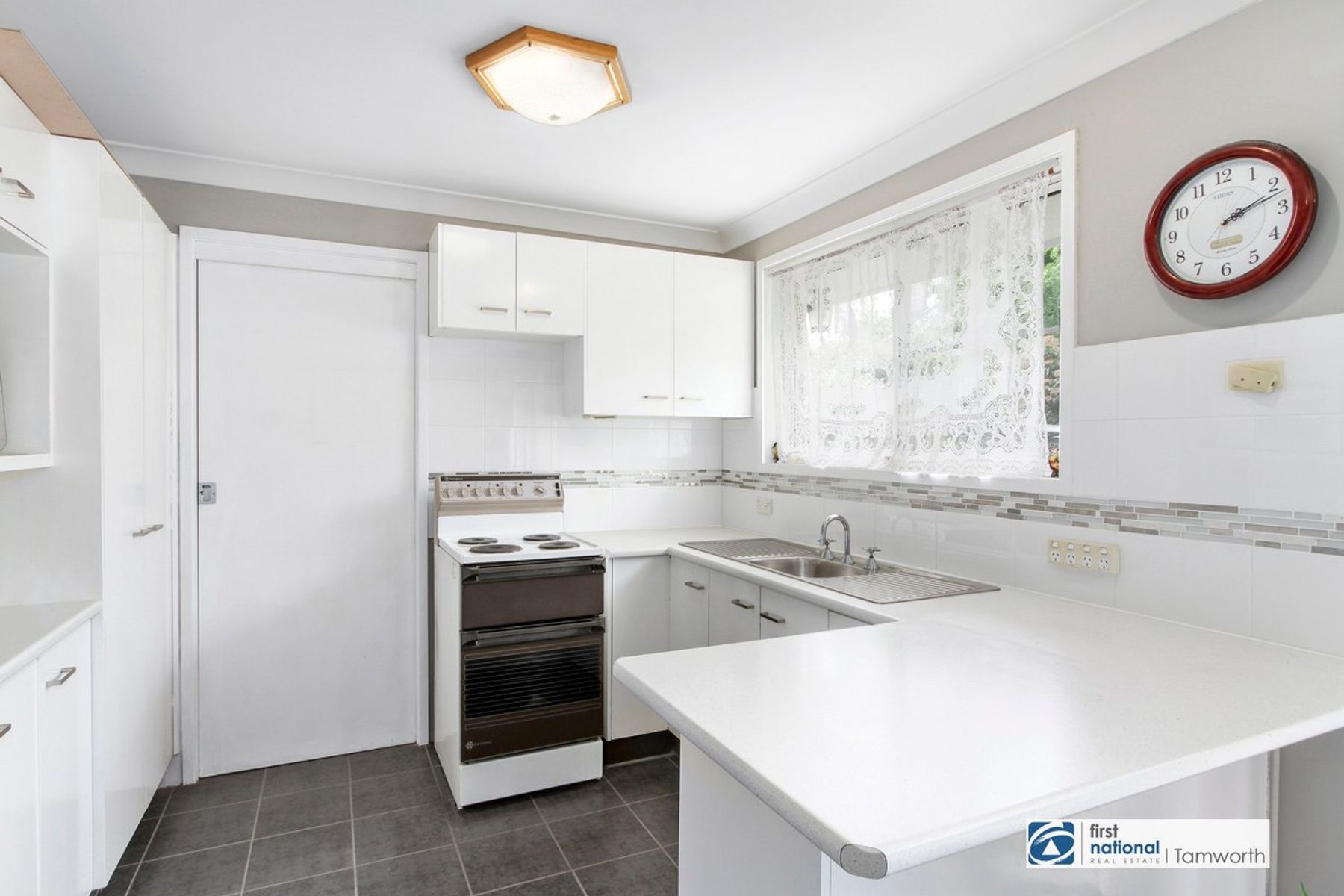 11/157 Carthage Street, Tamworth NSW 2340, Tamworth - Thumbnail 2