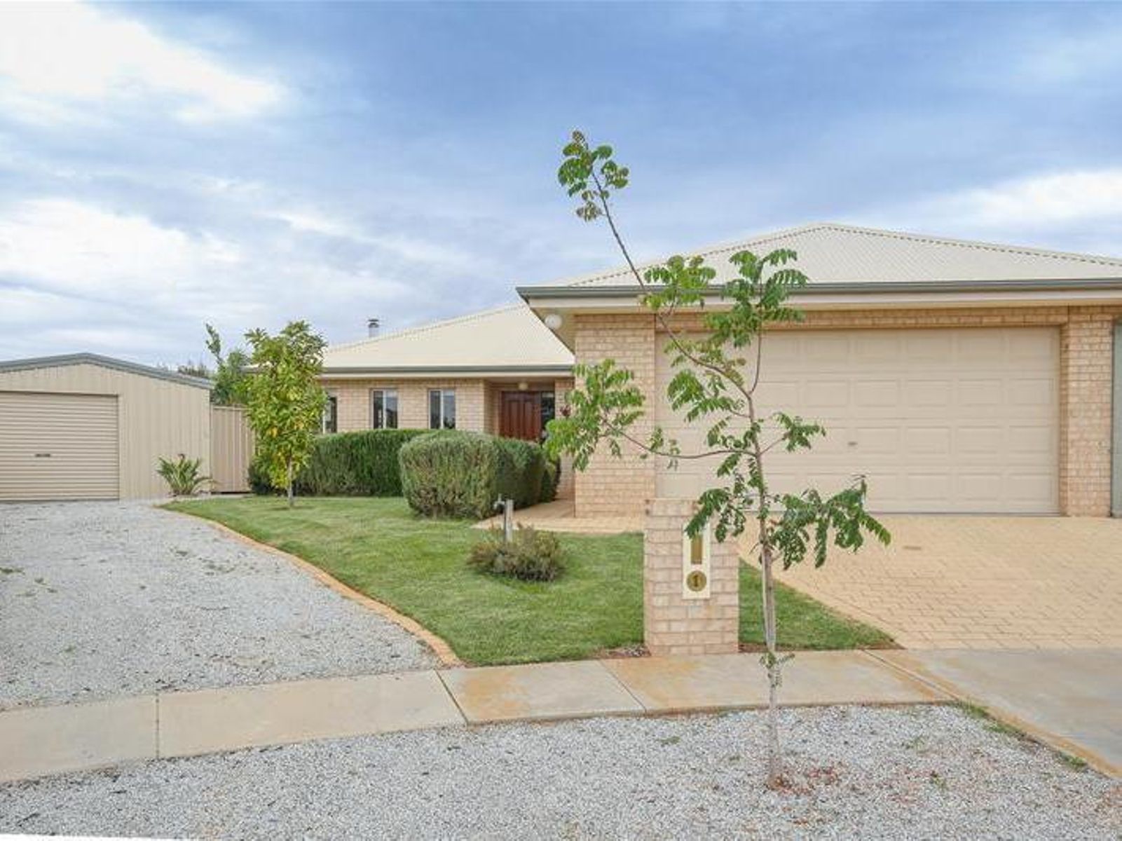 5 Spitfire Court