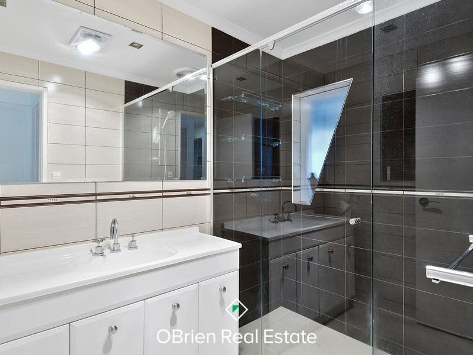 25 Haverstock Hill Close, Endeavour Hills, VIC 3802, Endeavour Hills - Thumbnail 7