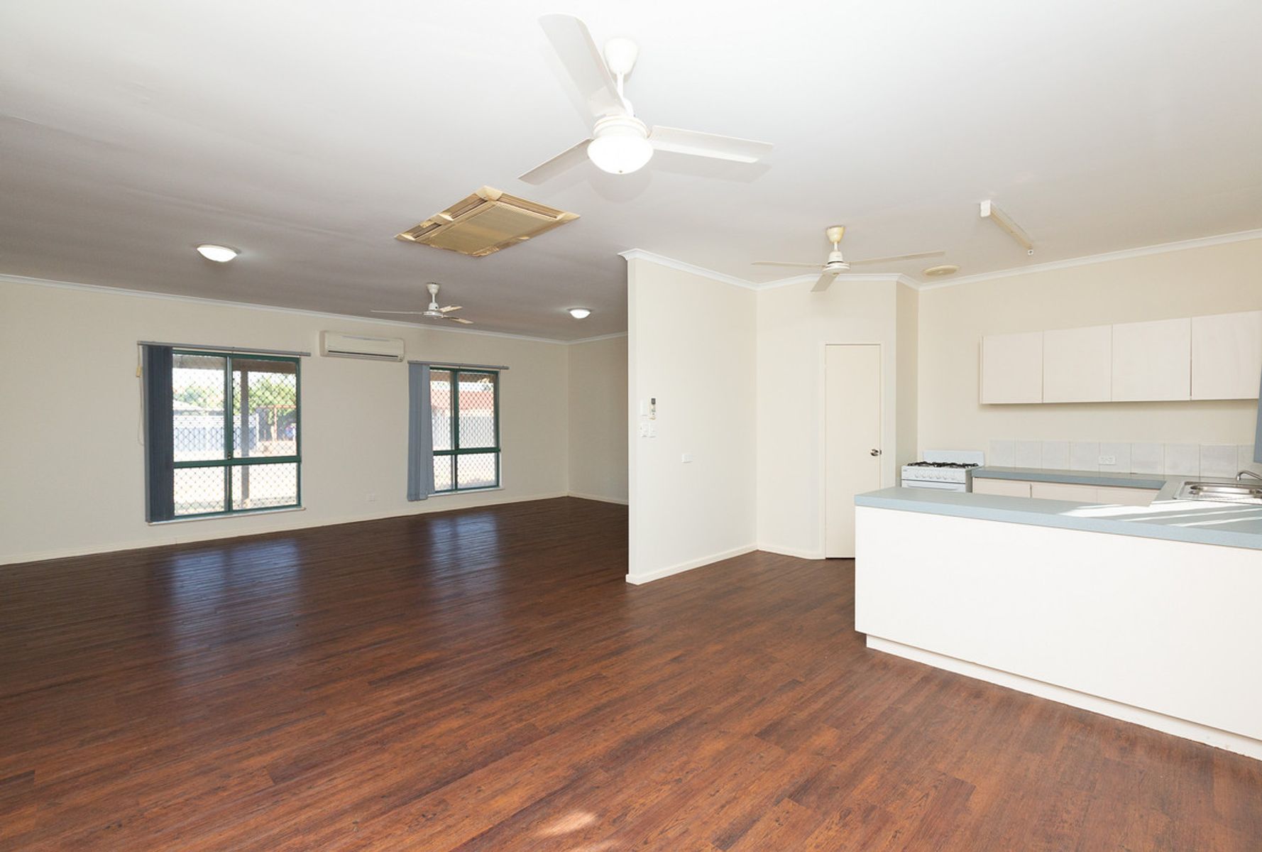 13 Yanderra Crescent, South Hedland WA 6722, South Hedland - Thumbnail 5