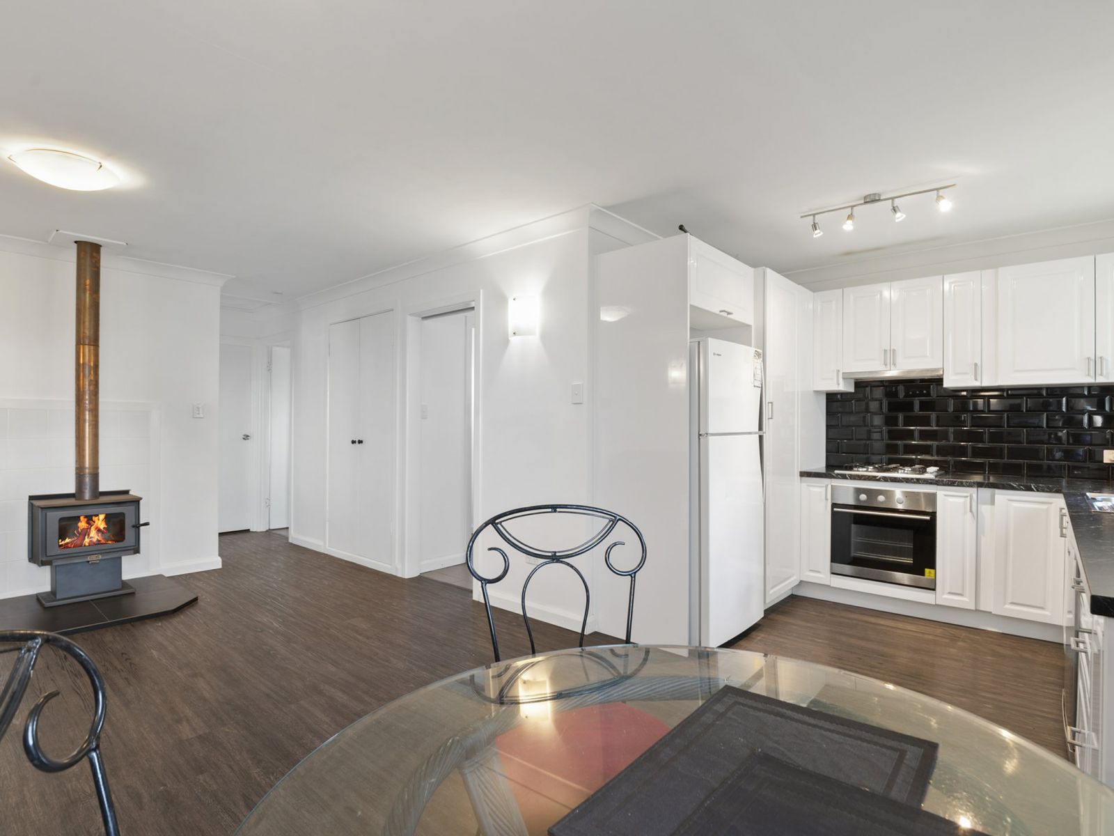 203 Lyndhurst Lane, Rosenthal Heights - Thumbnail 4