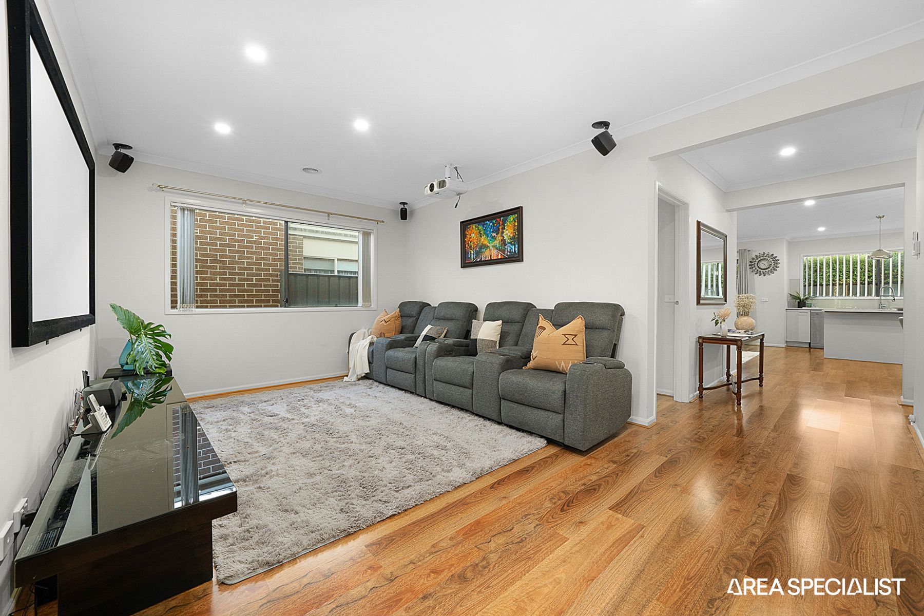 18 Calabrese Circuit, Clyde North, VIC 3978, Clyde North - Thumbnail 5