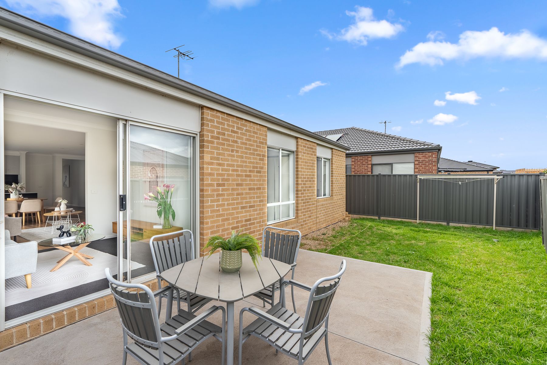 39 Kamala Drive, Tarneit, VIC 3029, Tarneit - Thumbnail 2