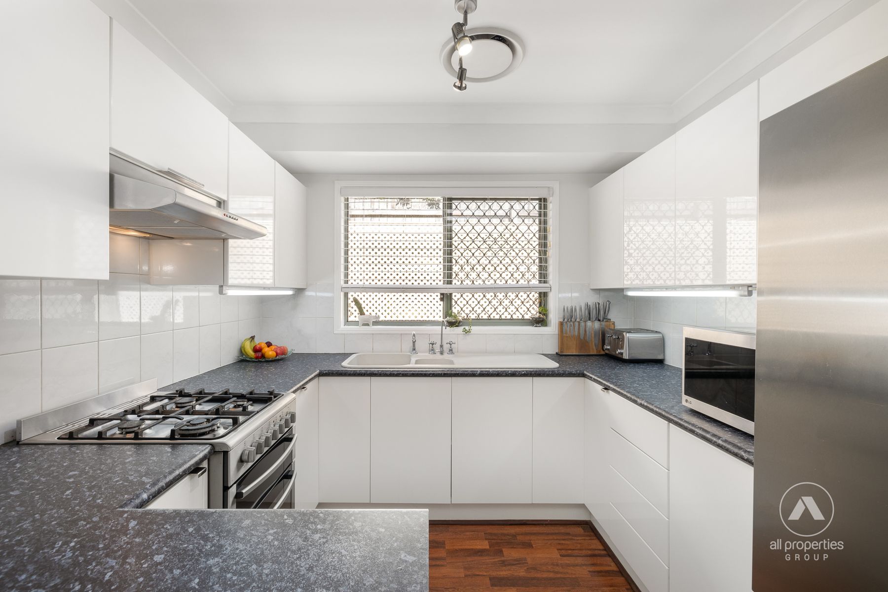 111 Lamberth Road, Regents Park QLD 4118, Regents Park - Thumbnail 3
