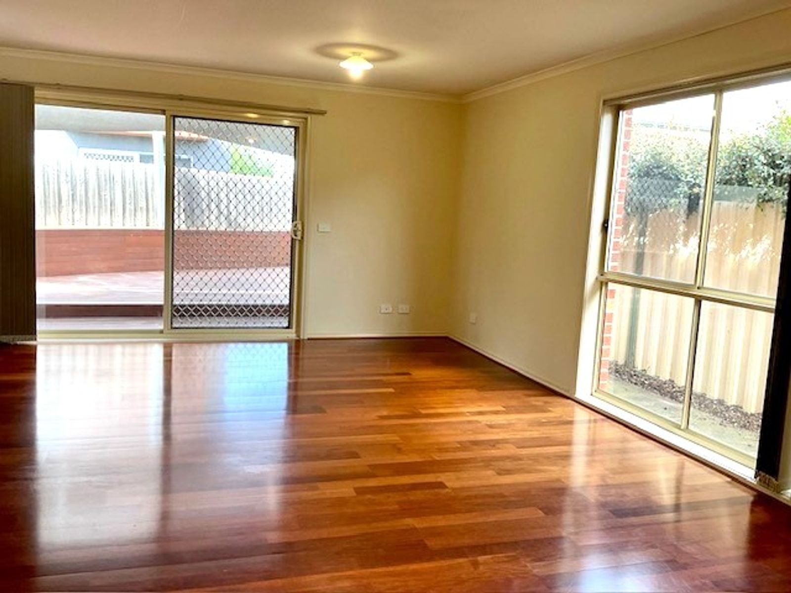 3/7 Trinca Court, Werribee VIC 3030, Werribee - Thumbnail 4