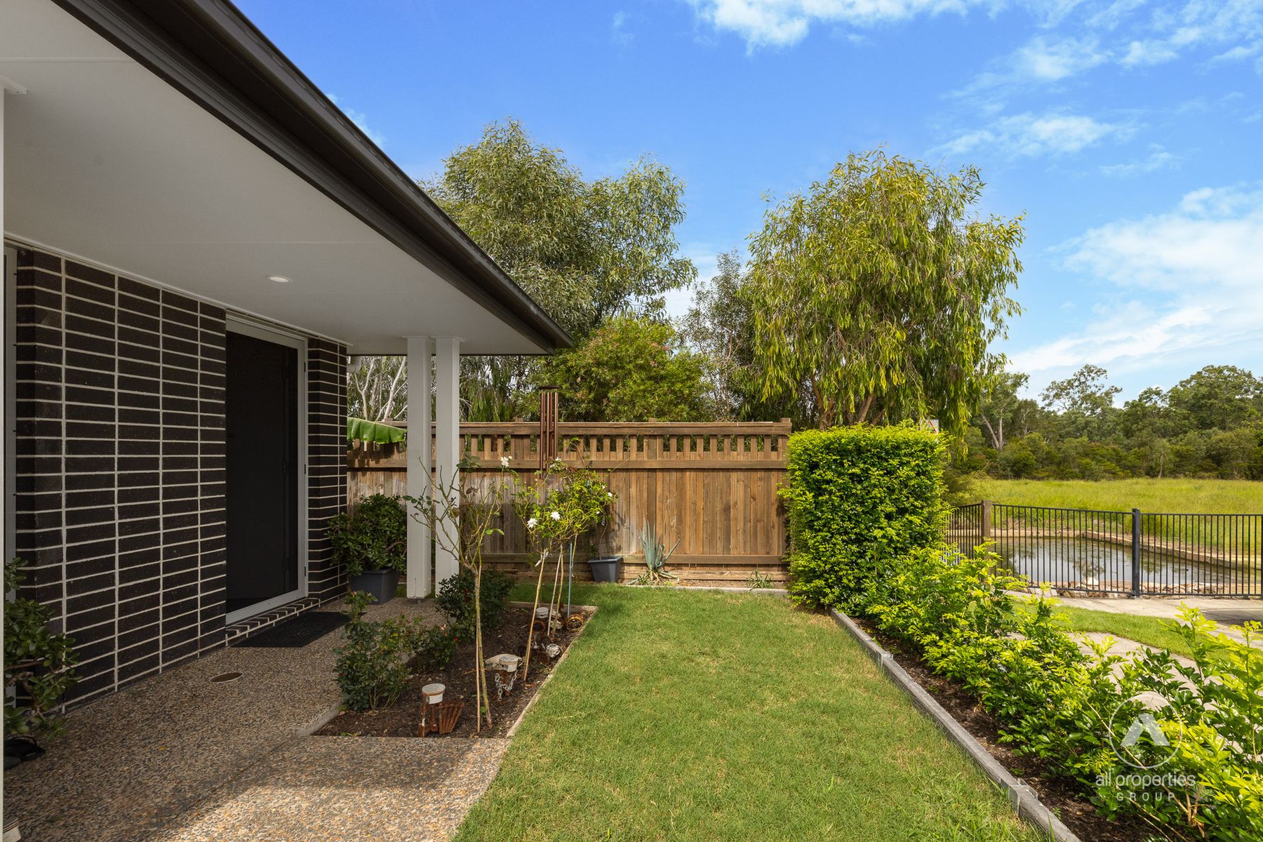 8 Hinkler Way, Park Ridge QLD 4125, Park Ridge - Thumbnail 3