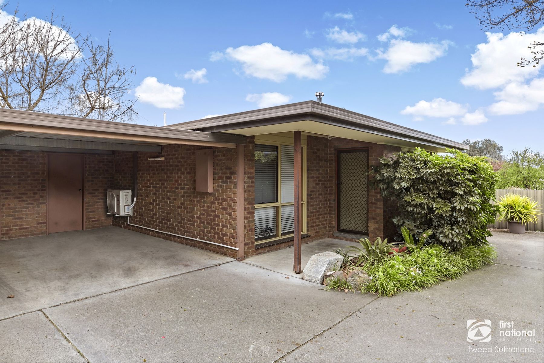 2/4 Curtin Street, Flora Hill VIC 3550