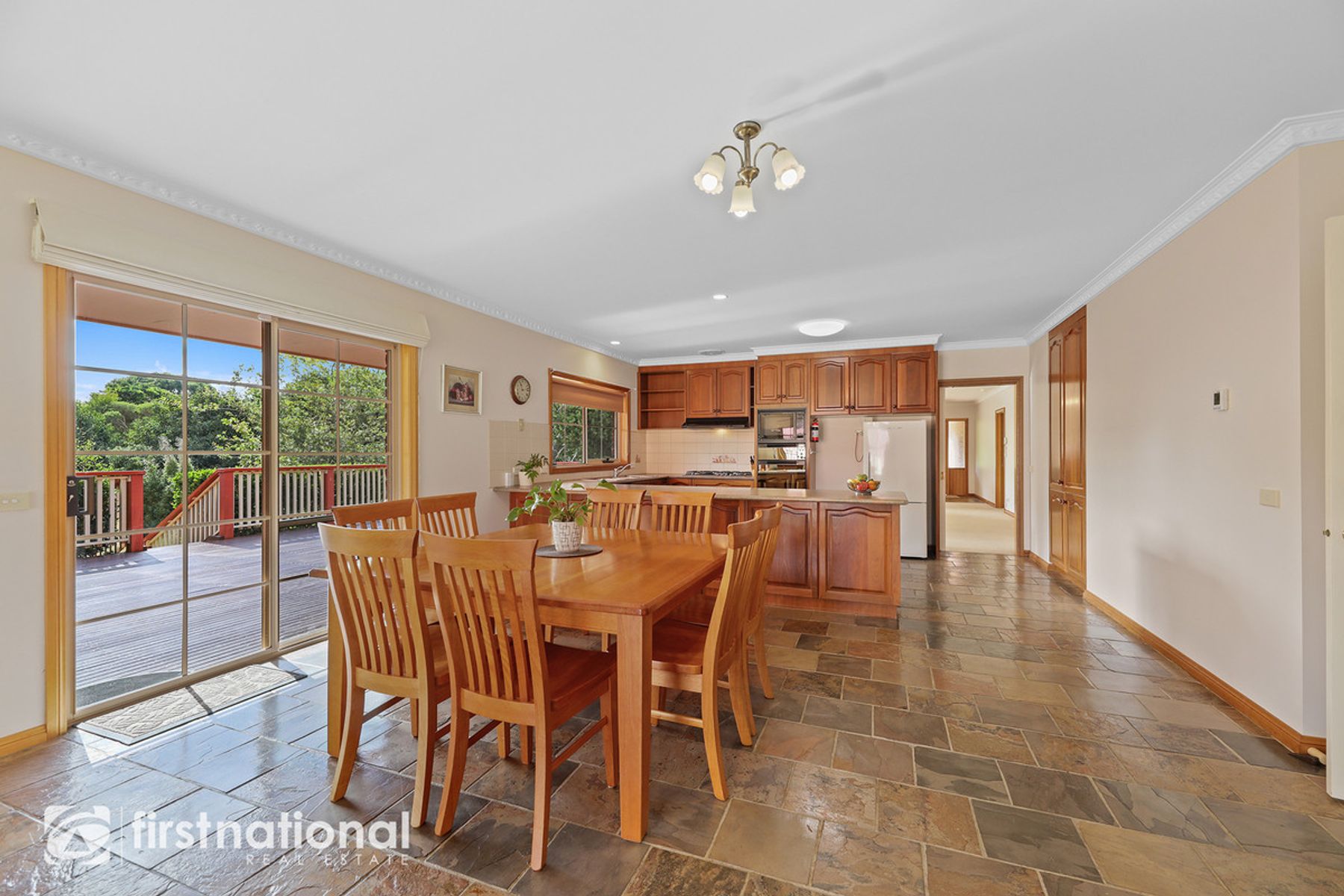 27 Martin Court, Warragul, VIC 3820, Warragul - Thumbnail 5