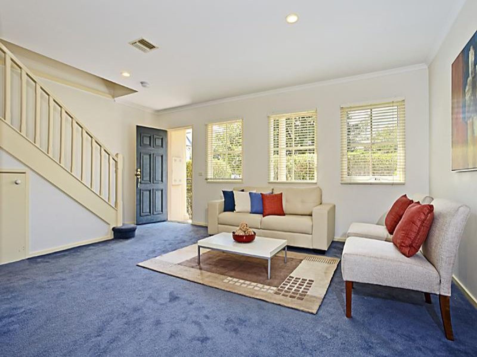 81 The Crescent, Kensington - Thumbnail 2
