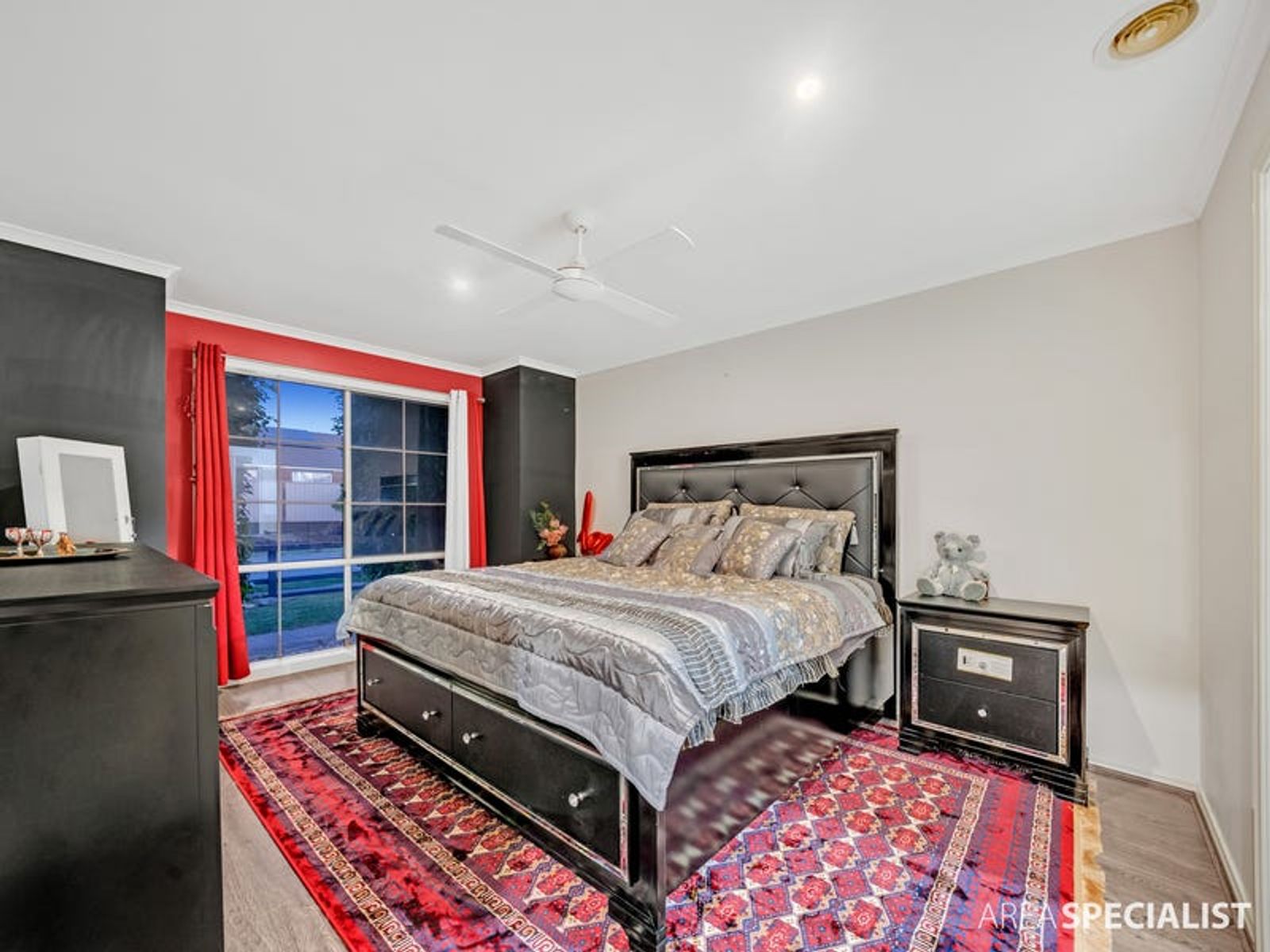 27 Robusta Avenue, Cranbourne, VIC 3977, Cranbourne - Thumbnail 2