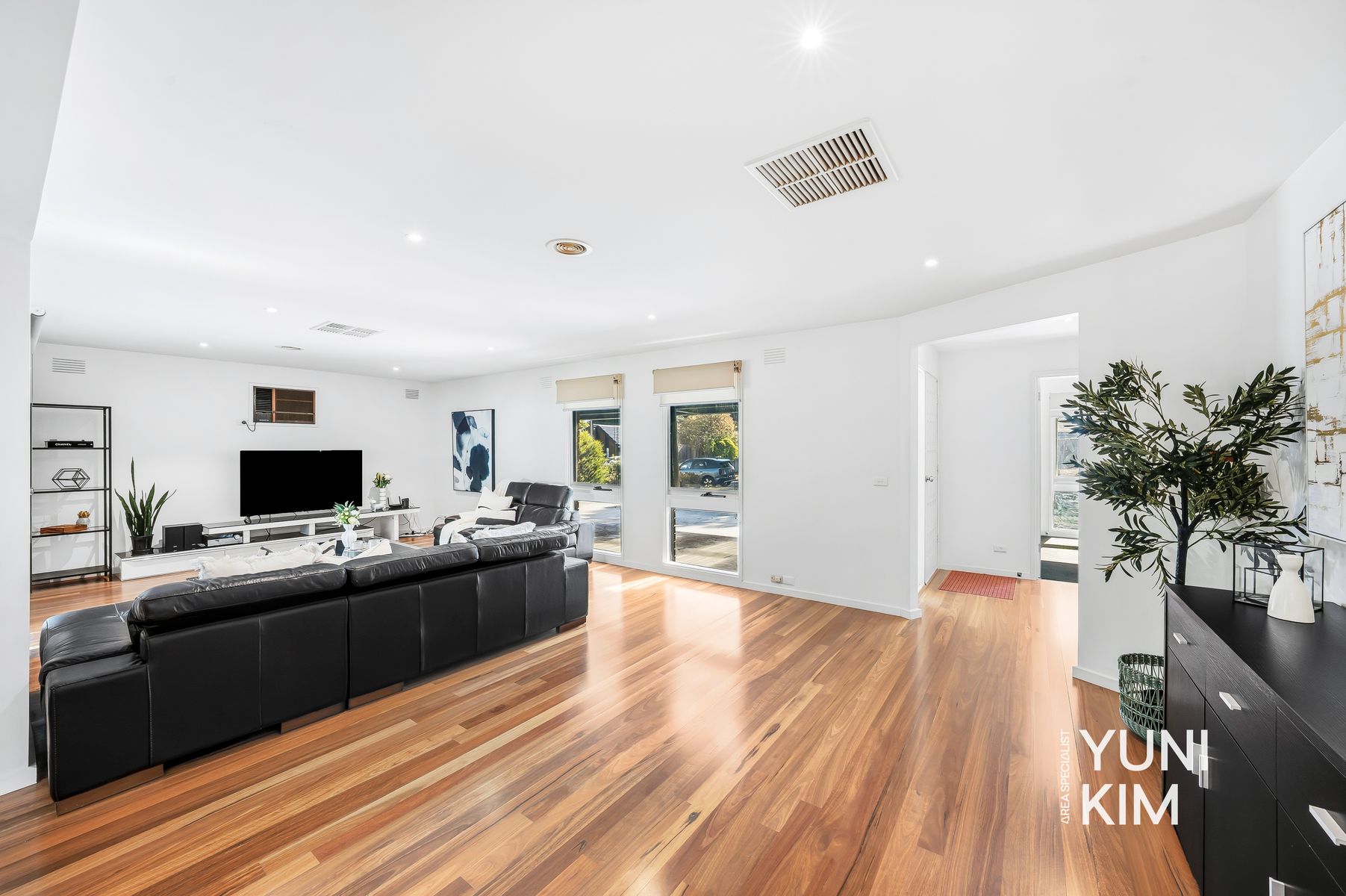 13 Collendina Crescent, Scoresby, VIC 3179, Scoresby - Thumbnail 7