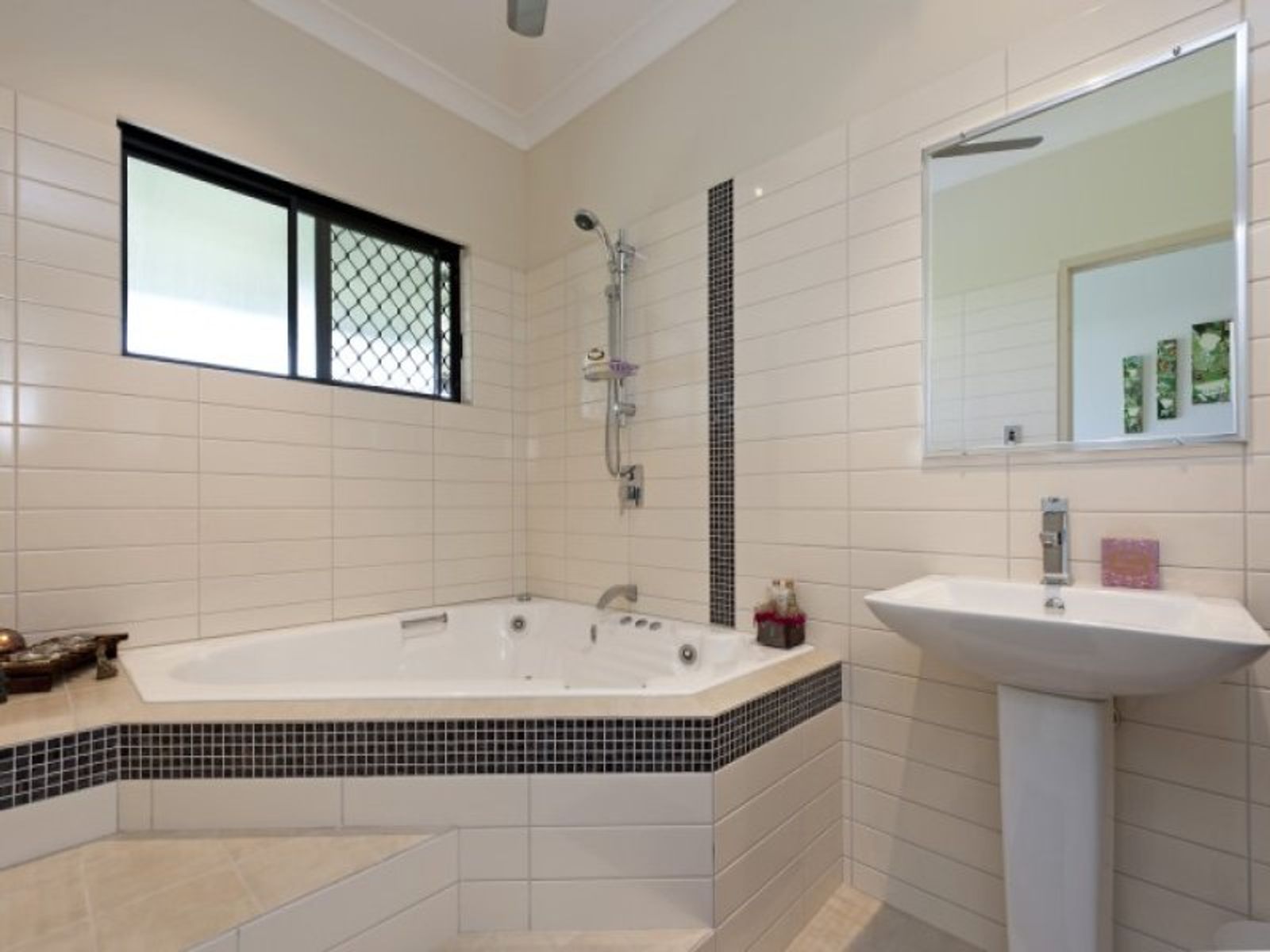 7 Kyabra Street, Farrar NT 0830, Farrar - Thumbnail 8