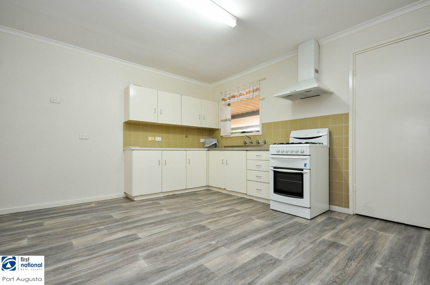 9 Higginson Street, Port Augusta SA 5700, Port Augusta - Thumbnail 5