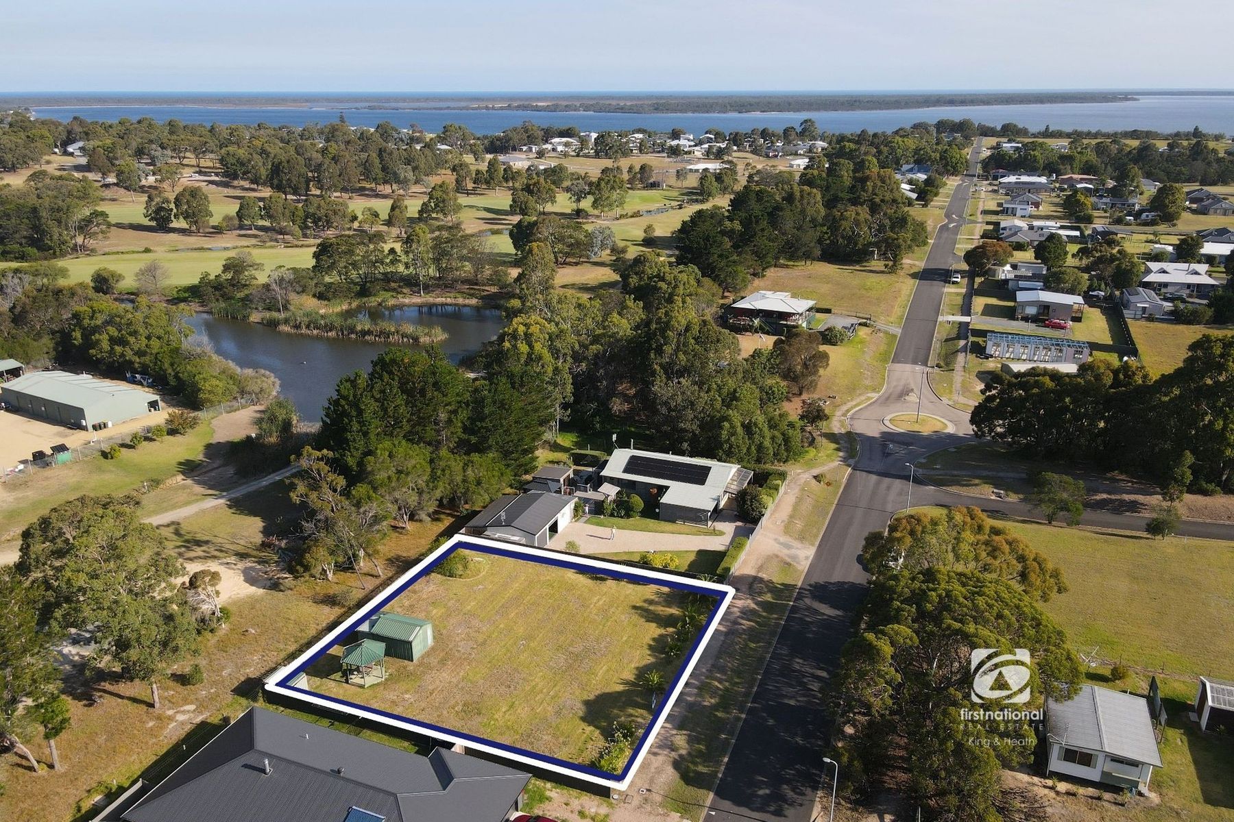 17 Broadlands Road, Metung VIC 3904, Metung - Thumbnail 2