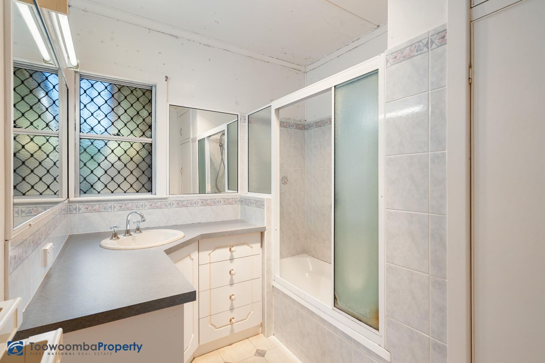 31 Shennan Street, Harristown QLD 4350, Harristown - Thumbnail 7