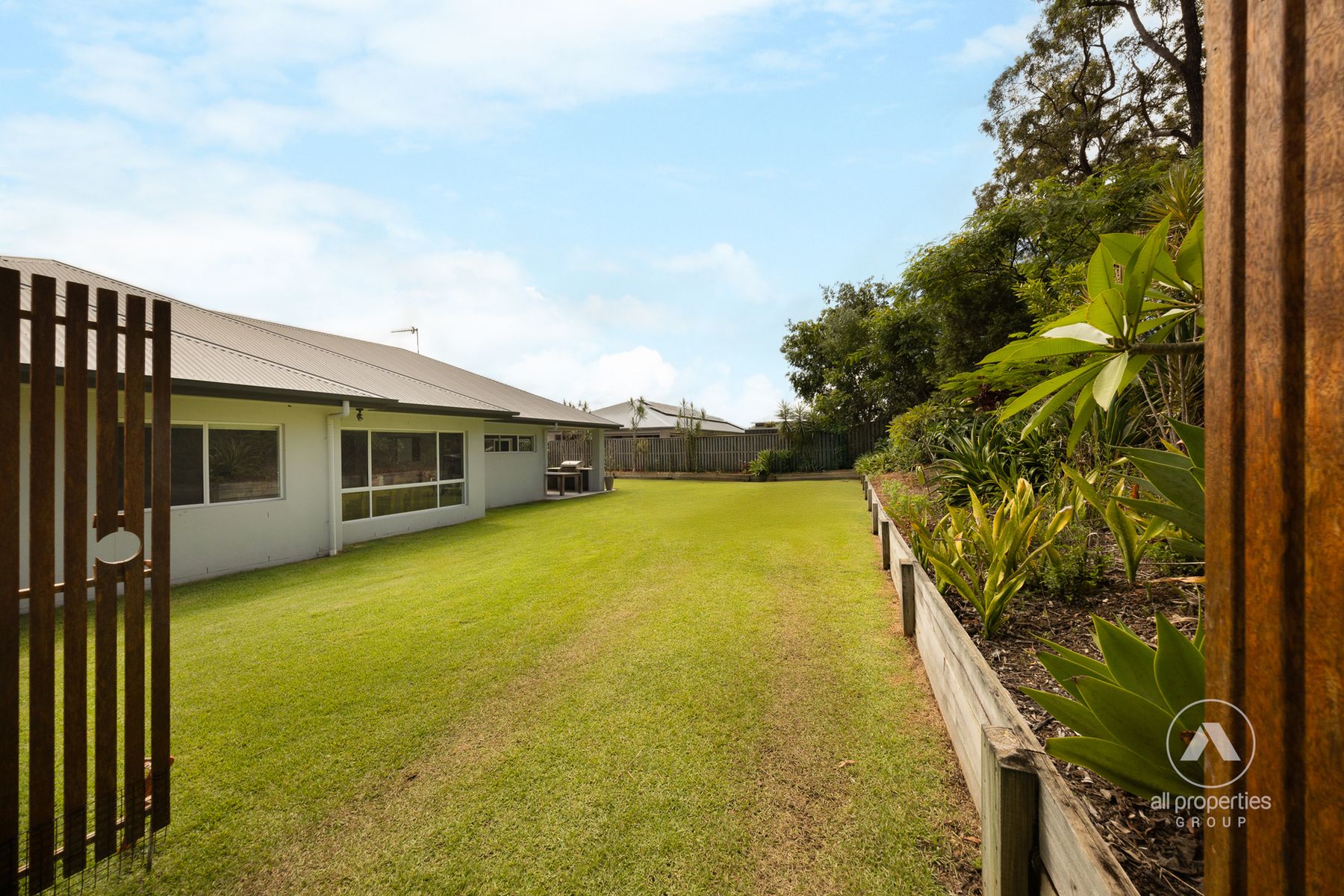 15 Gainsborough Drive, Pimpama QLD 4209, Pimpama - Thumbnail 3