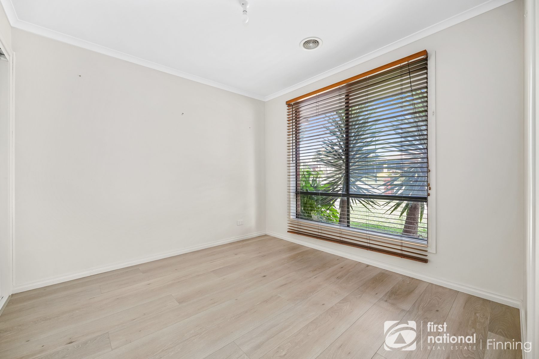 14 Thunderbolt Drive, Cranbourne East, VIC 3977, Cranbourne East - Thumbnail 7