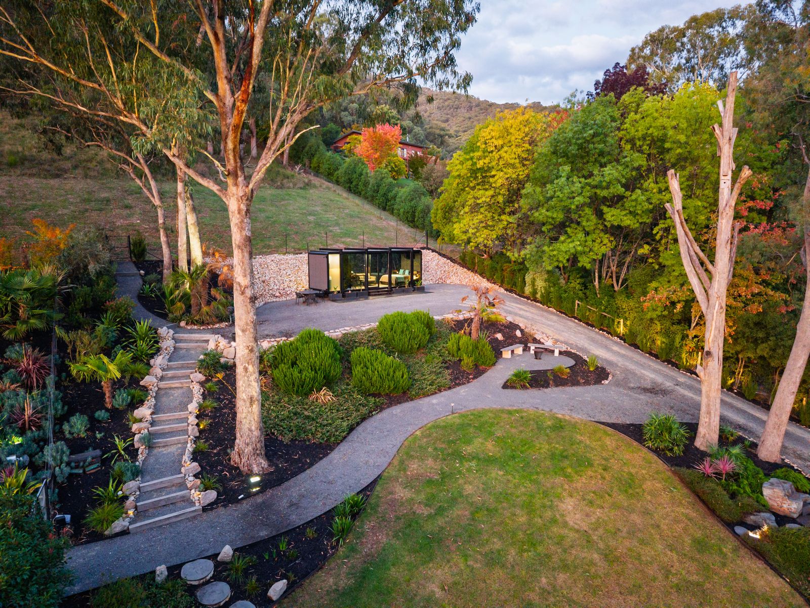 18 Blue Hills Rise, Bright VIC 3741, Bright - Thumbnail 2