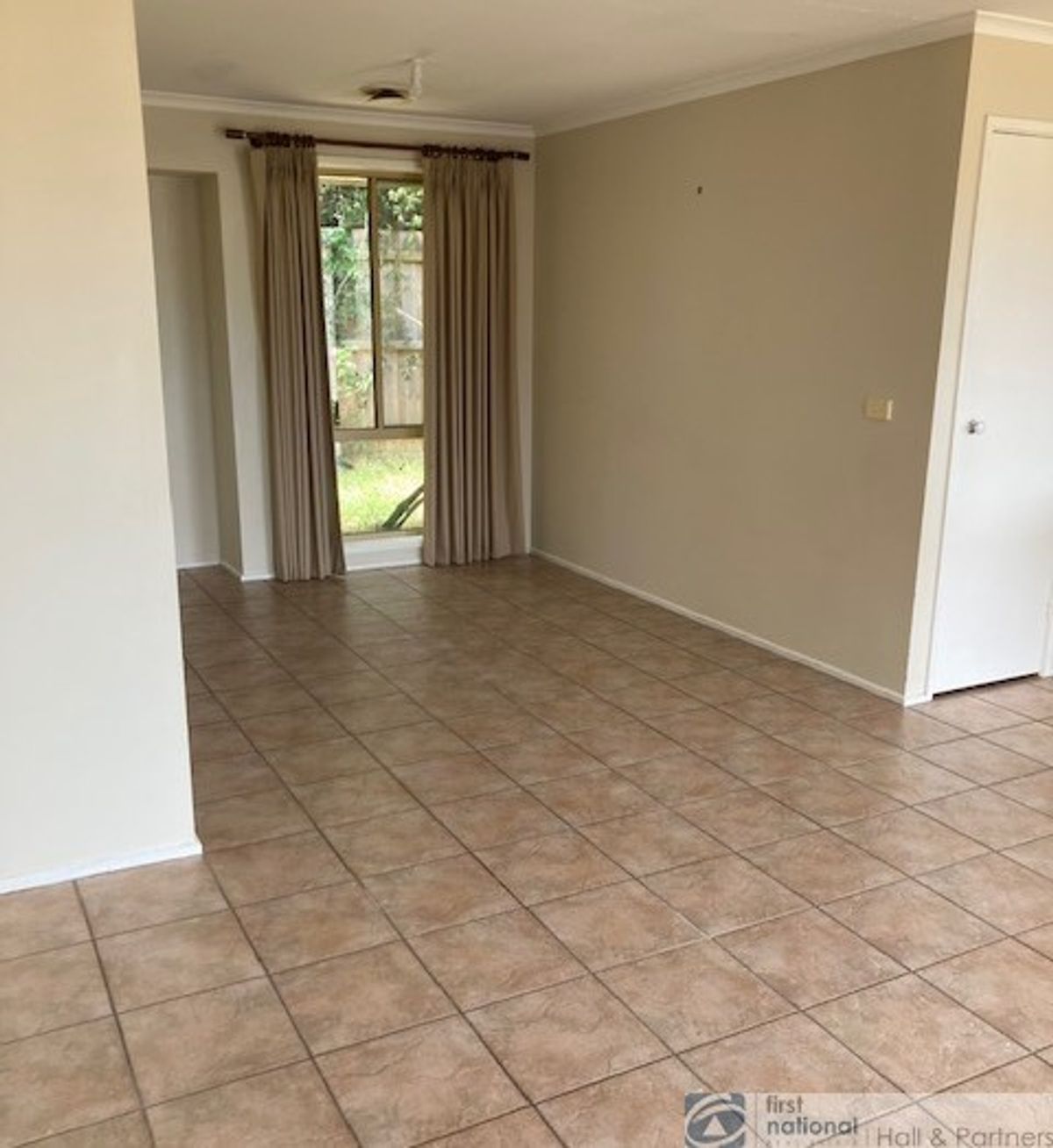 23 Kendall Drive, Narre Warren VIC 3805, Narre Warren - Thumbnail 2