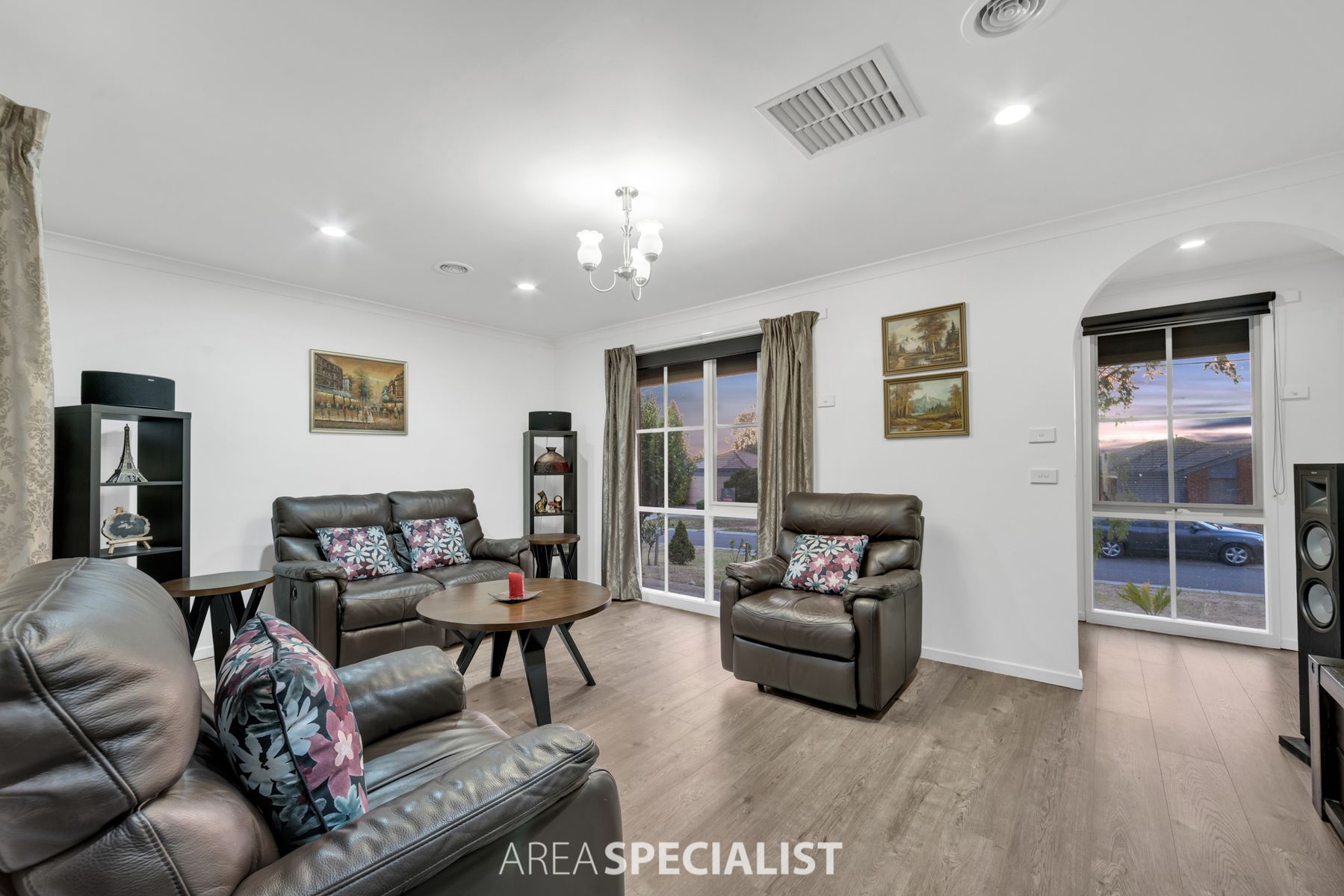 4 Emma Court, Hampton Park, VIC 3976, Hampton Park - Thumbnail 4