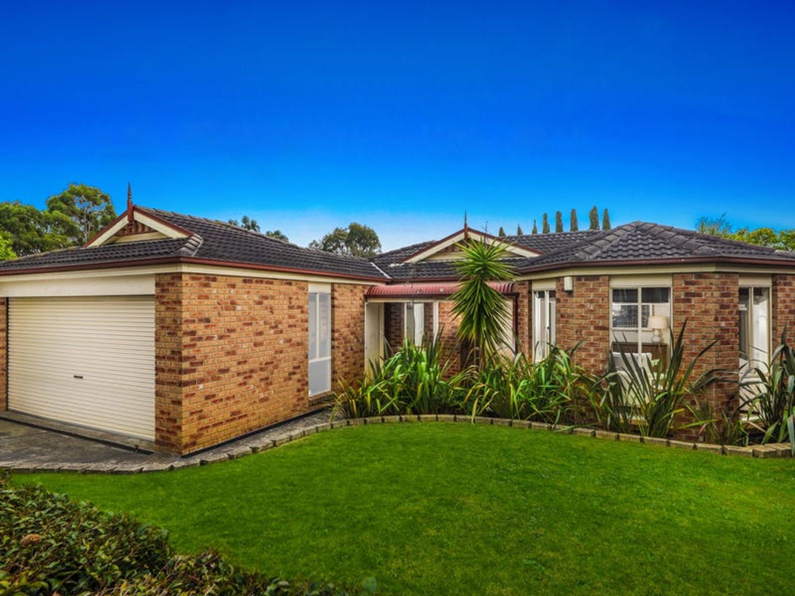 2 Mountain Ash Court, Upper Ferntree Gully, VIC 3156, Upper Ferntree Gully - Thumbnail 2