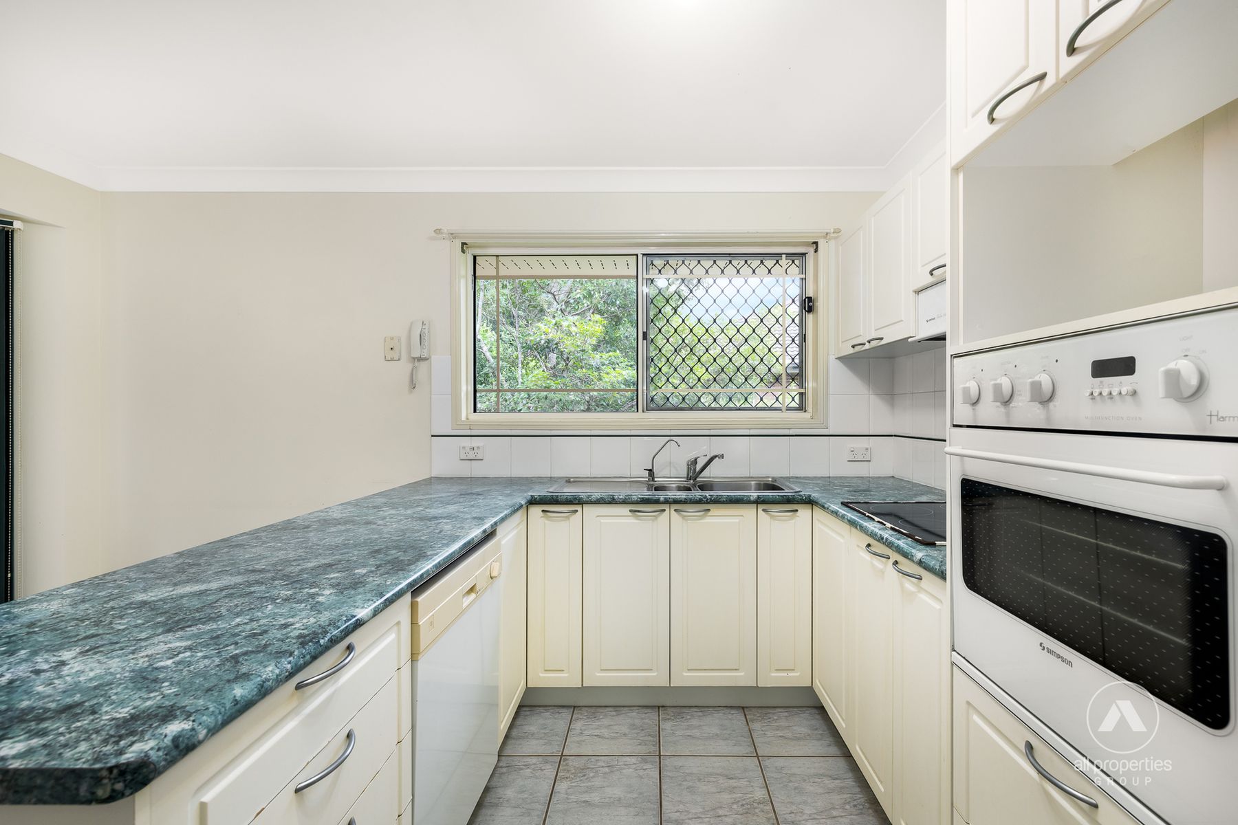 3/48 Leatherwood Drive, Arana Hills QLD 4054, Arana Hills - Thumbnail 2