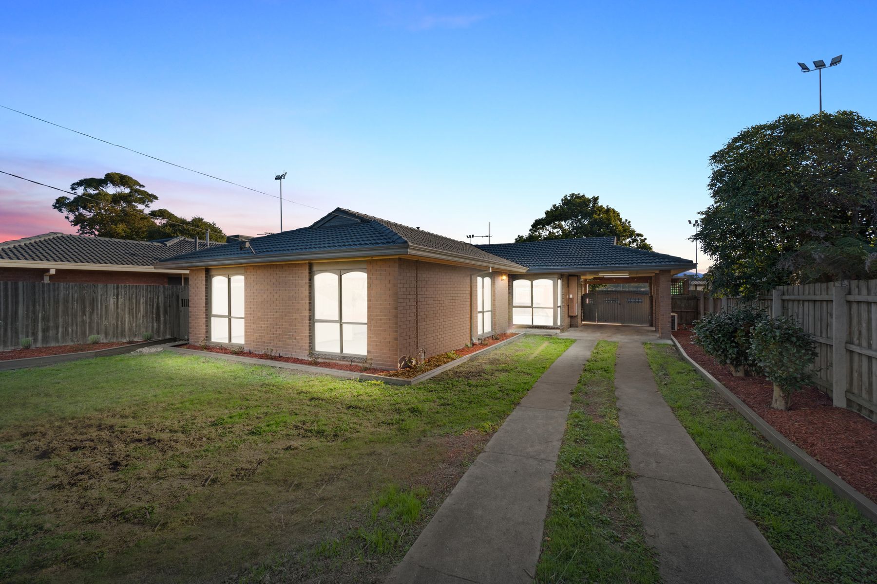 13 Latrobe Crescent, Traralgon VIC 3844