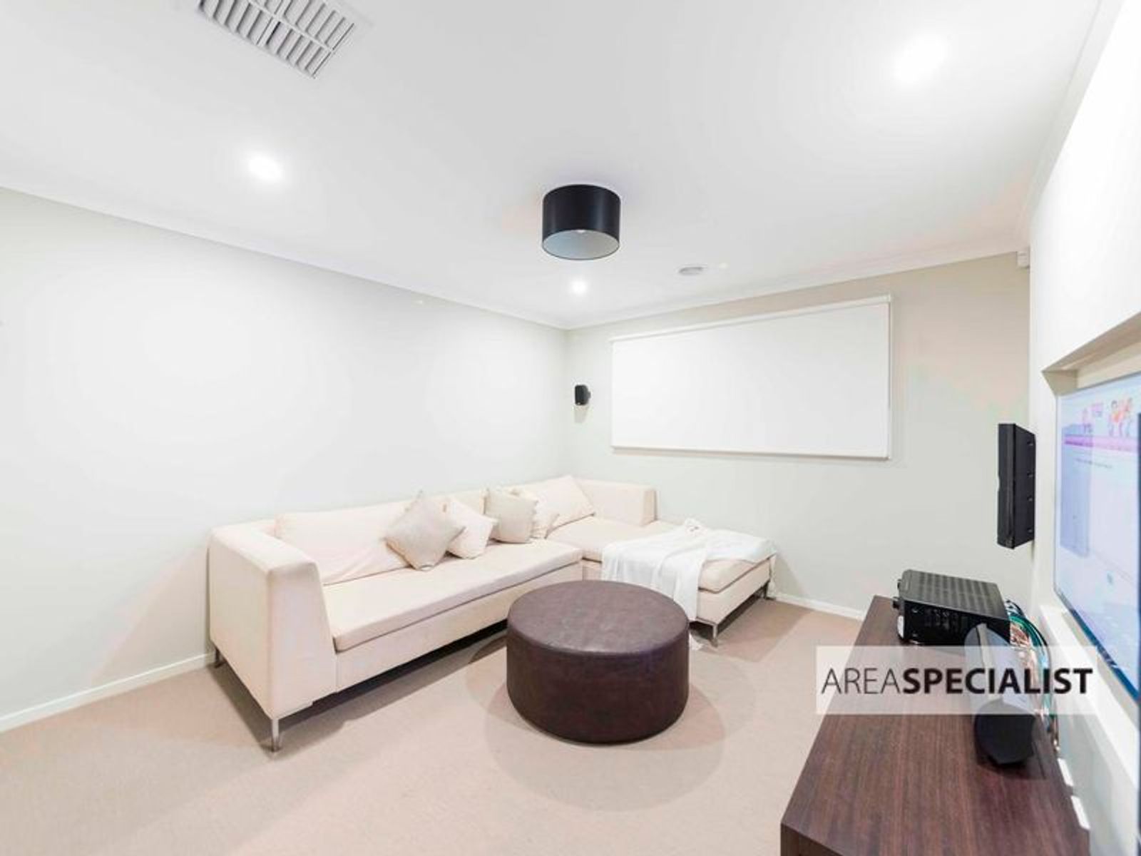 35 Mariposa Grove, Cranbourne, VIC 3977, Cranbourne - Thumbnail 6