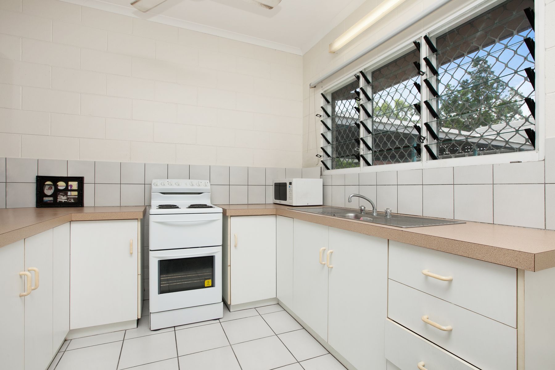 5/48 Emery Avenue, Woodroffe NT 0830, Woodroffe - Thumbnail 4