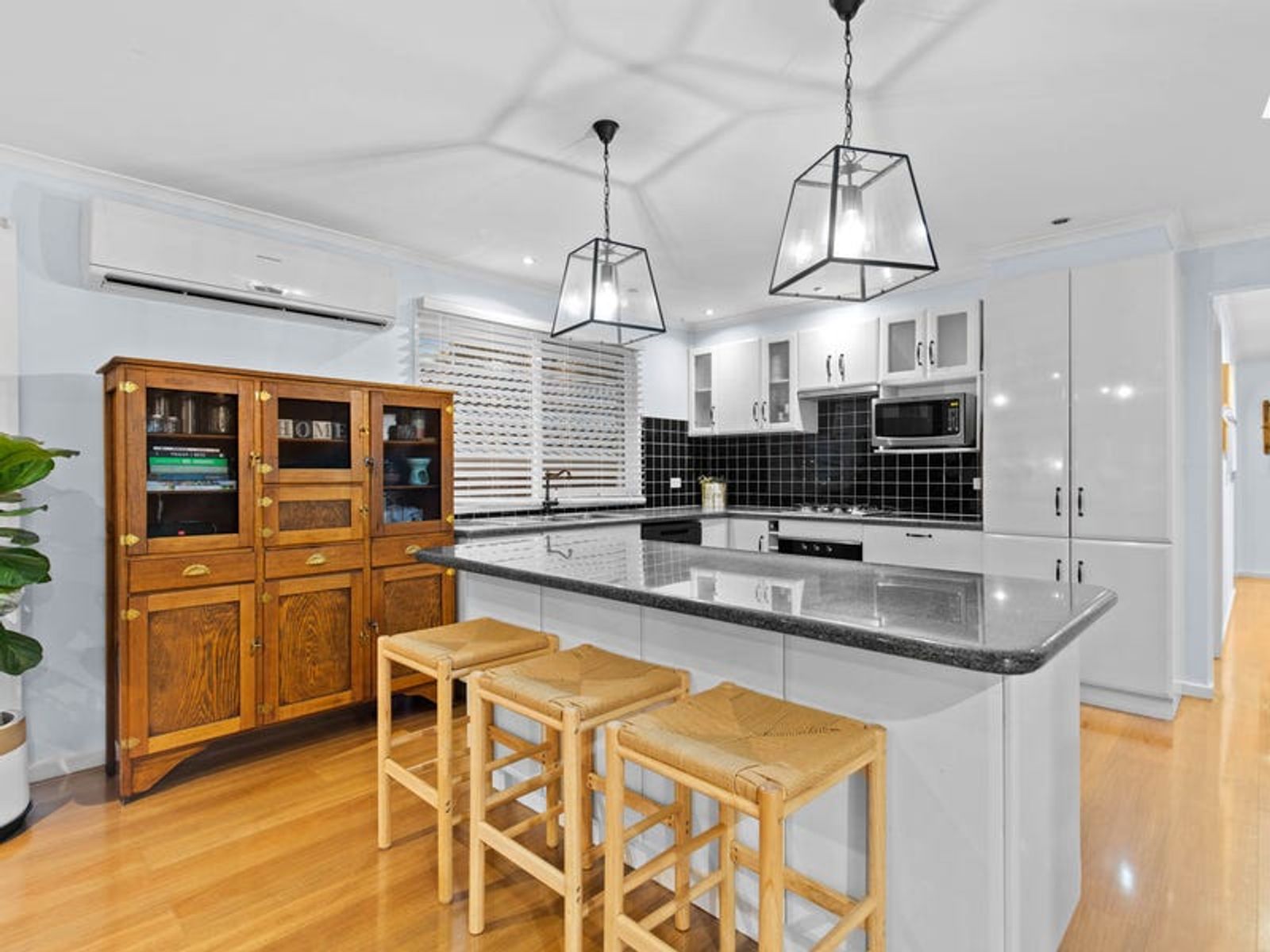 8 Indigofera Way, Langwarrin, VIC 3910, Langwarrin - Thumbnail 3