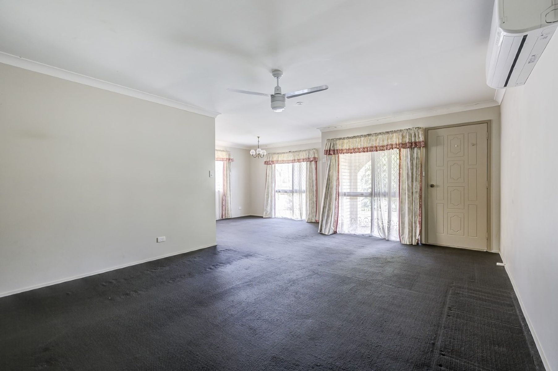 283 Morala Avenue, Runaway Bay, QLD 4216, Runaway Bay - Thumbnail 5