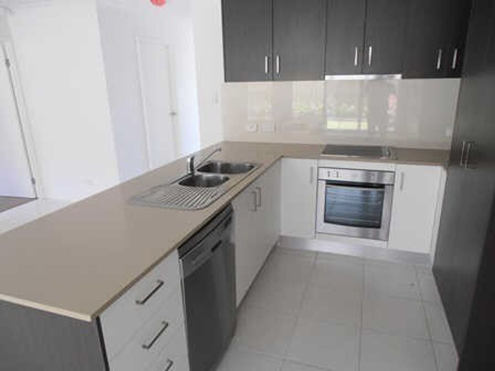 2/1 Warilla View, Blacks Beach QLD 4740, Blacks Beach - Thumbnail 5