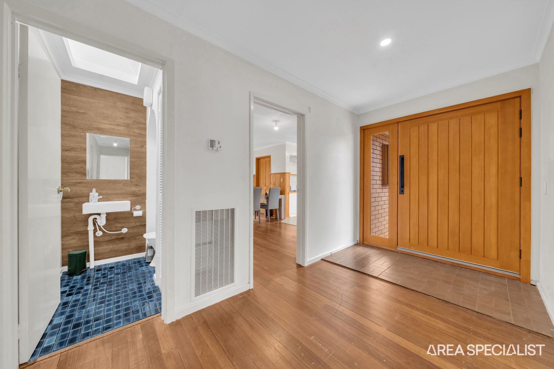 18 Wolfe Road, Melton, VIC 3337, Melton - Thumbnail 7