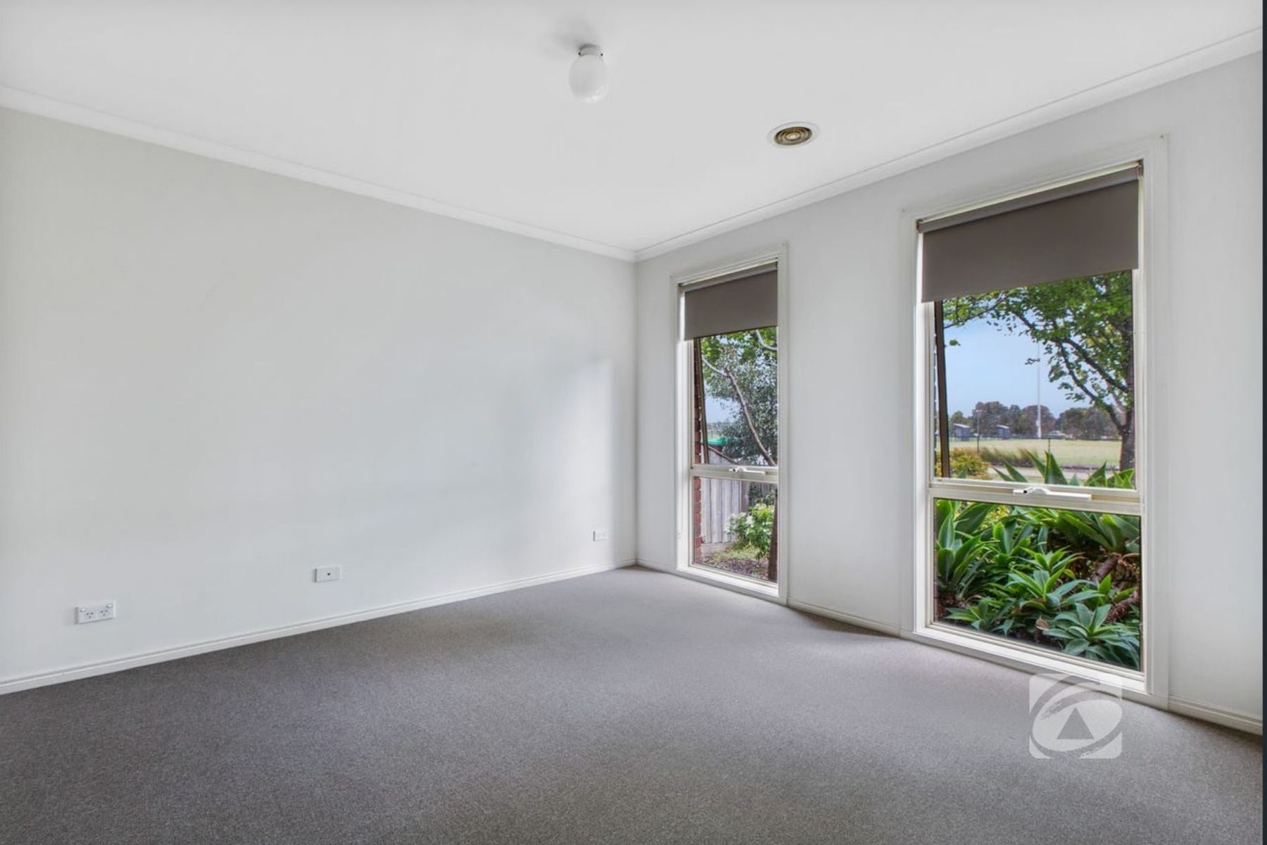 92 Ridgemont Drive, Berwick VIC 3806, Berwick - Thumbnail 4