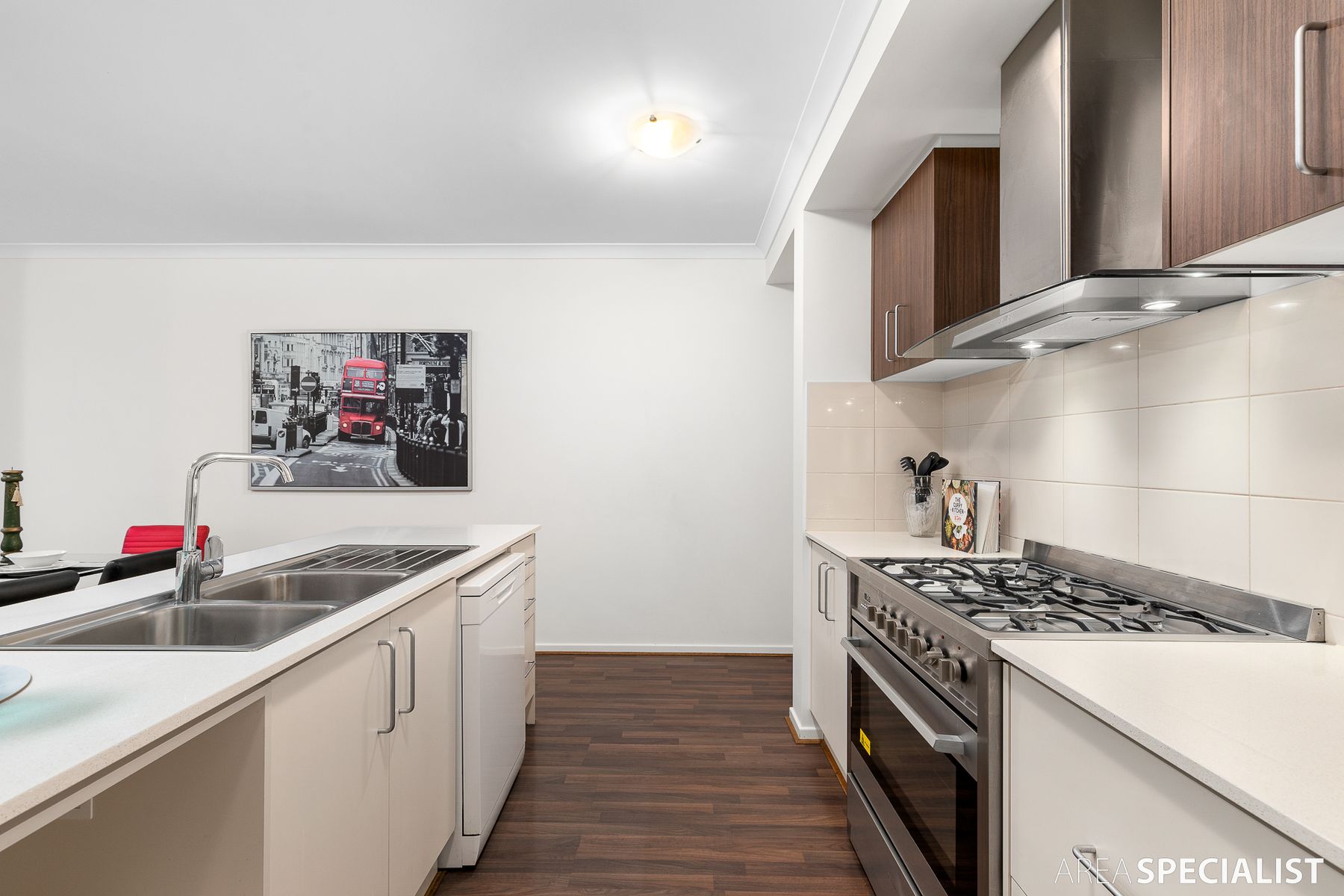6 Oberon Street, Point Cook, VIC 3030, Point Cook - Thumbnail 7