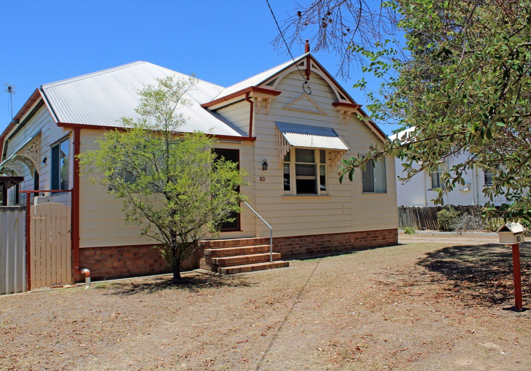 80 Guy Street, Warwick - Thumbnail 4