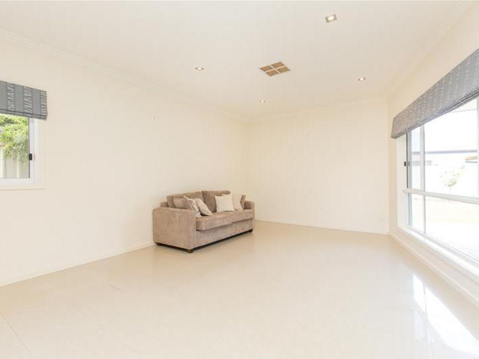 22 Leicester Street, Mildura - Thumbnail 5