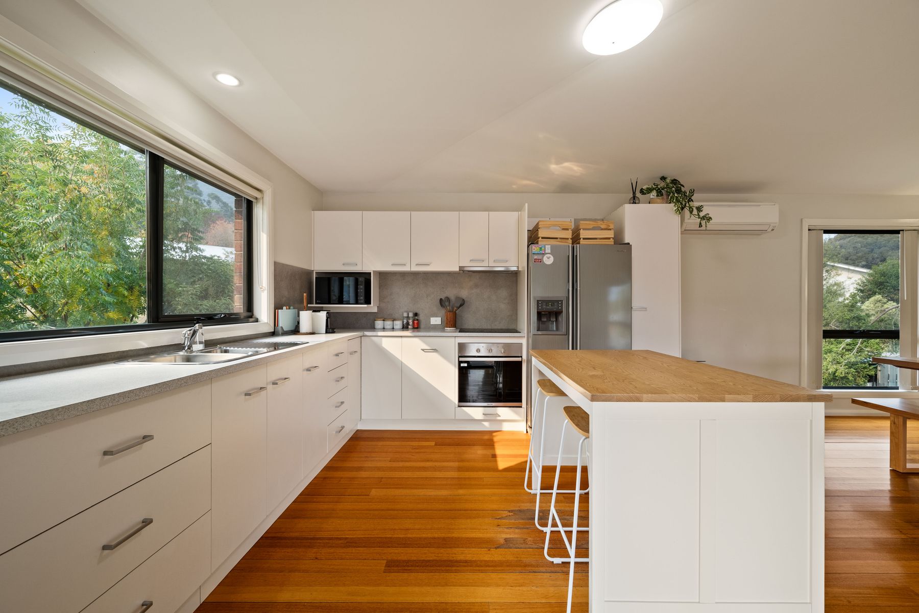 4 Blue Hills Rise, Bright VIC 3741, Bright - Thumbnail 8