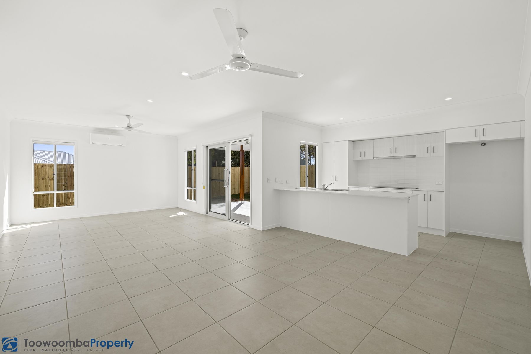 13 Bluebell Street, Glenvale QLD 4350, Glenvale - Thumbnail 3