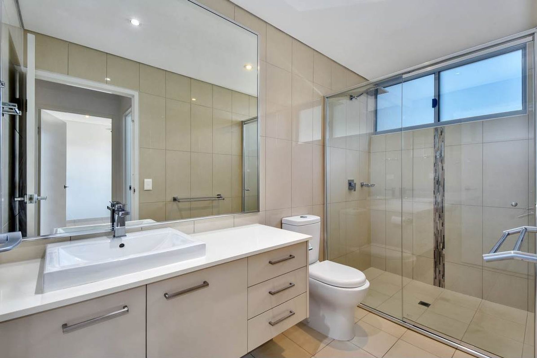 54/39 Cavenagh Street, Darwin City NT 0800, Darwin City - Thumbnail 7