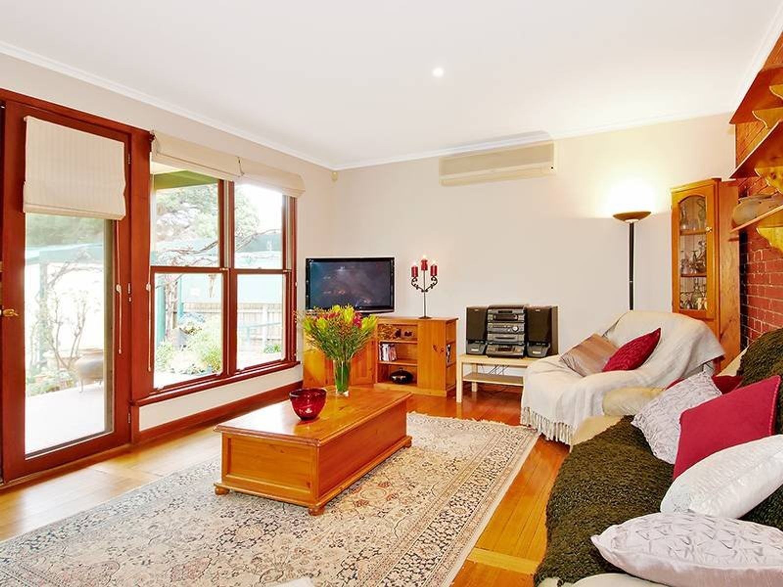 8 Schofield Street, Essendon - Thumbnail 7