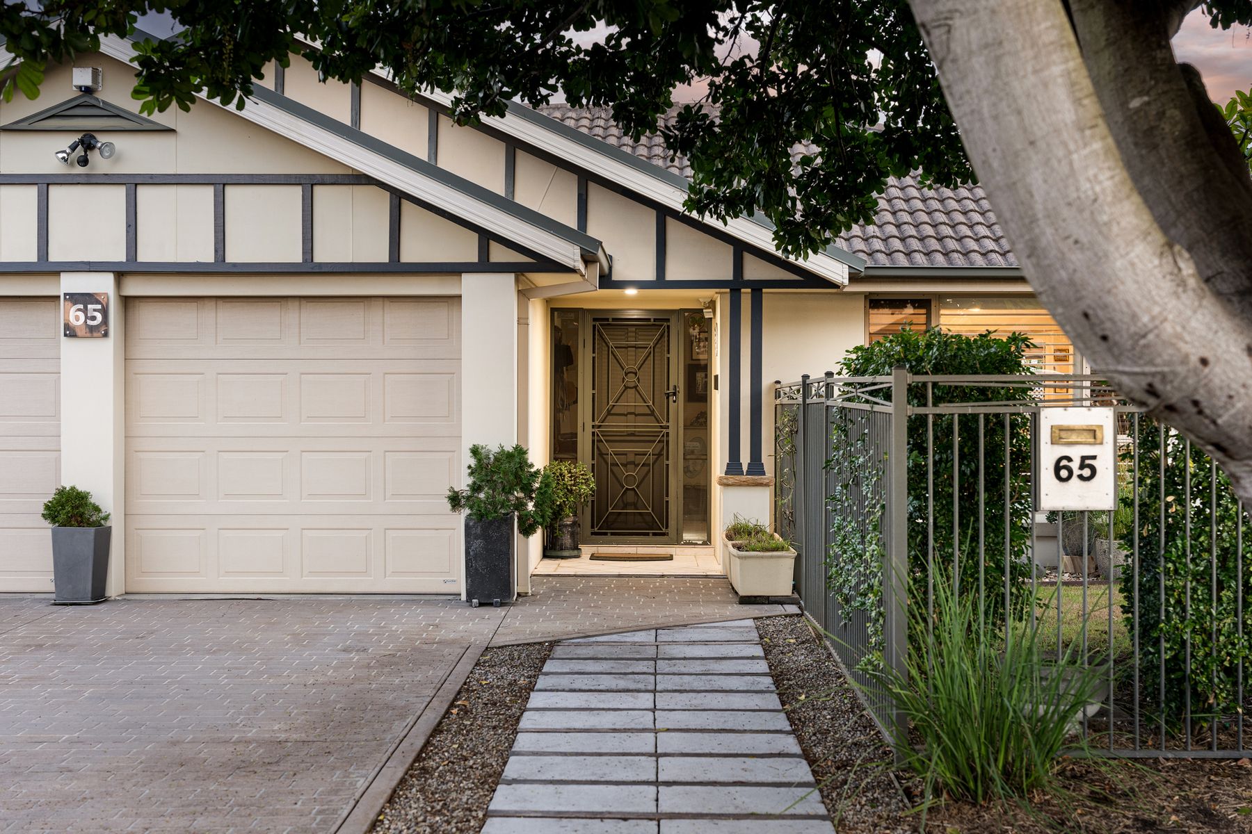 65 Darling Street, Hamilton South NSW 2303, Hamilton South - Thumbnail 2
