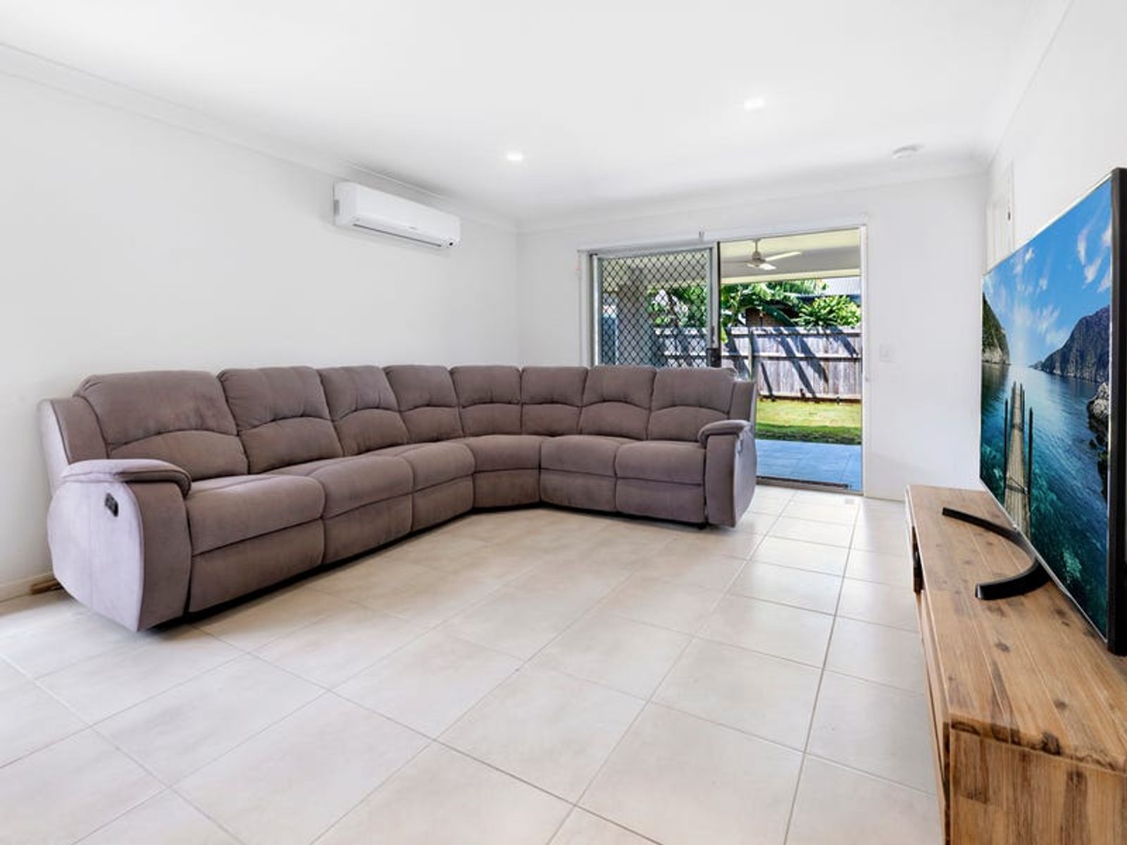 4 Burnett Street, Pimpama, QLD 4209, Pimpama - Thumbnail 5
