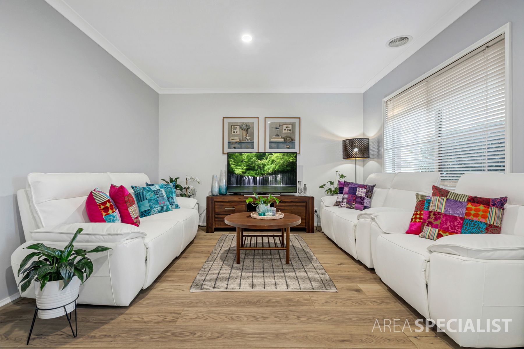5 Malfoy Mews, Cranbourne West, VIC 3977, Cranbourne West - Thumbnail 2