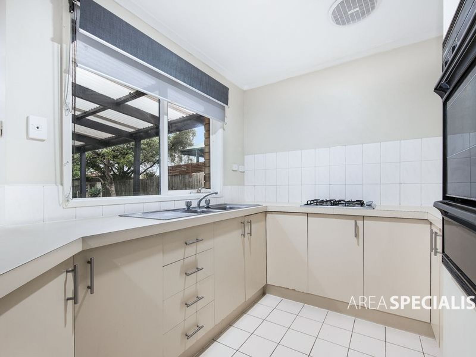 19 Hillview Rise, Hampton Park, VIC 3976, Hampton Park - Thumbnail 6