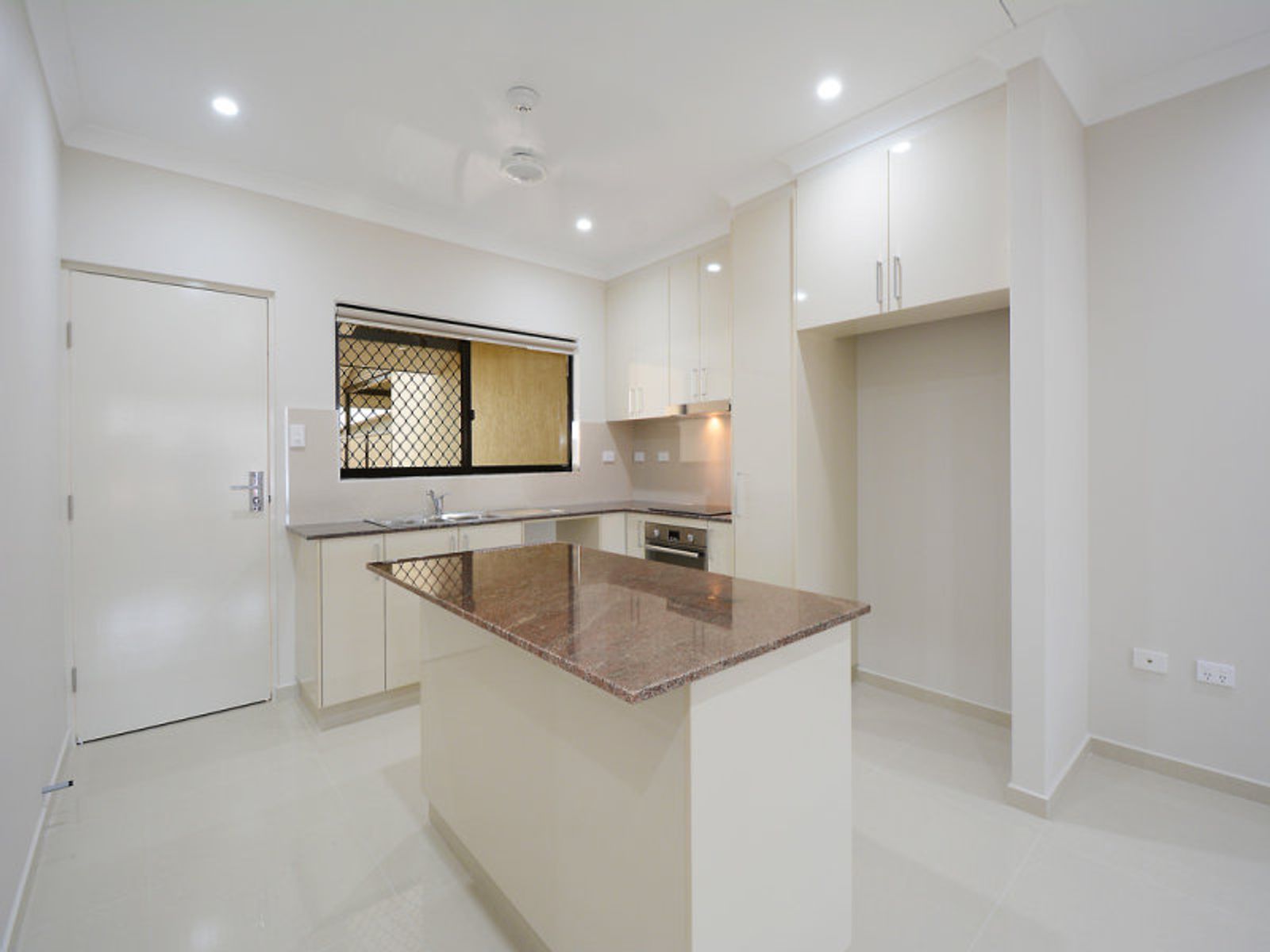 1/8 Cabrini Street, Bellamack NT 0832, Bellamack - Thumbnail 2